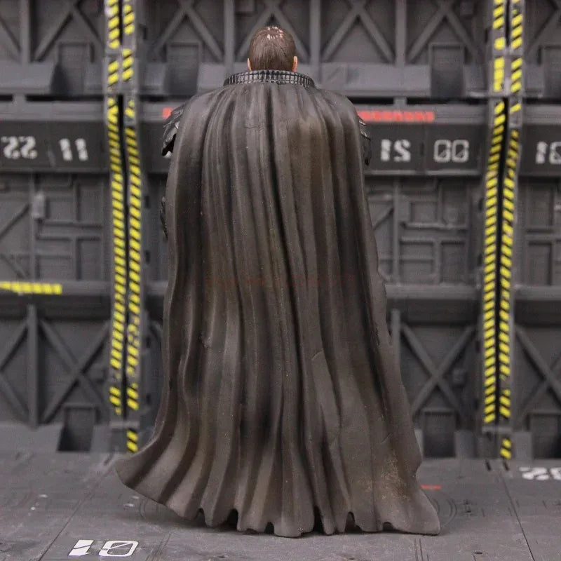 Sans Boîte Figurine General Zod – Armure Dark Krypton Édition Collector