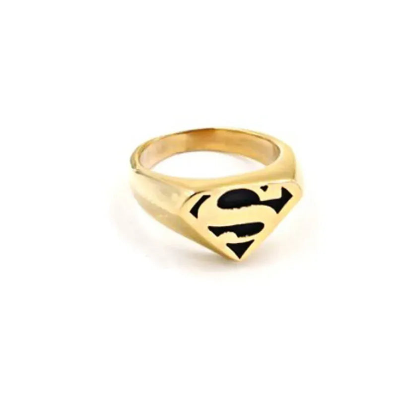 11 Bague Superman – Logo Dorée Iconique DC Comics