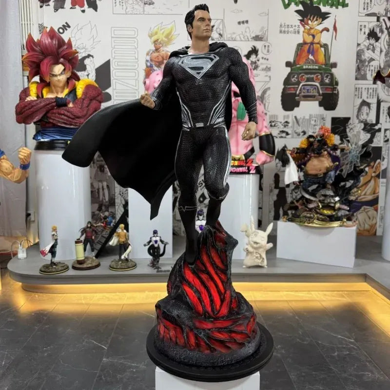 73 cm Superman Noir Figurine Superman – Noir Édition Géante 73 cm