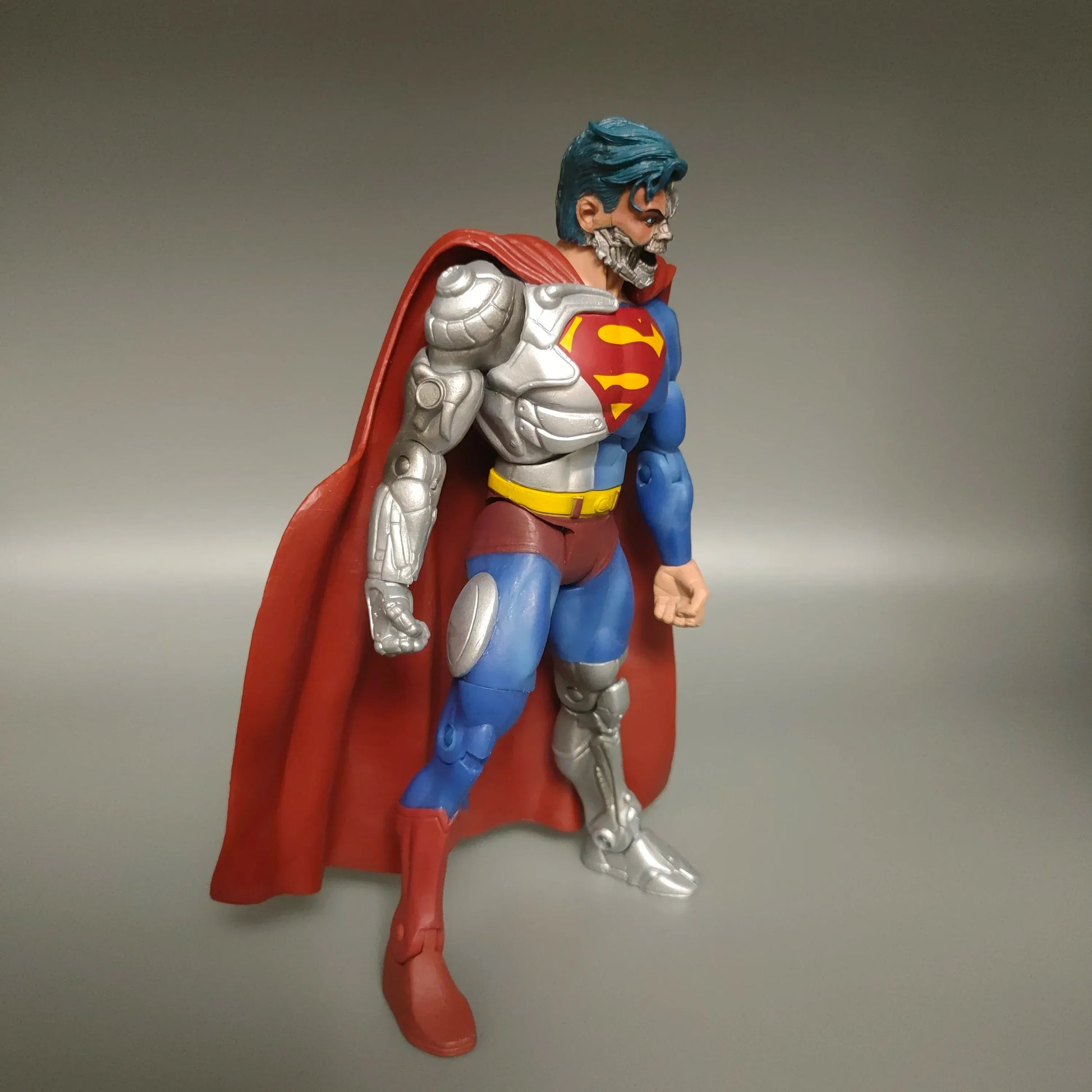 Hank Henshaw Figurine Cyborg Superman – Hank Henshaw Édition