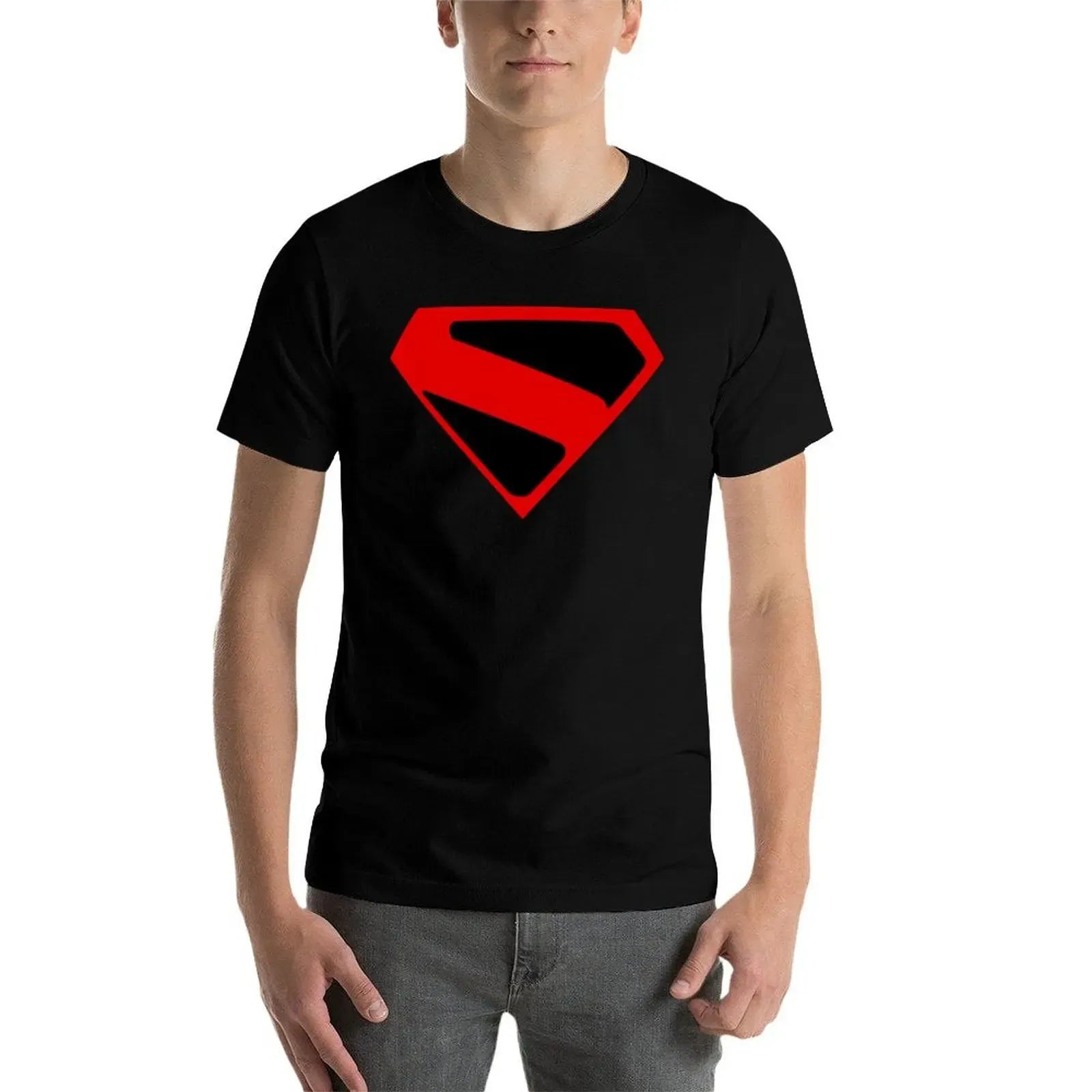 T-Shirt Superman 2025 – Logo Rouge Moderne