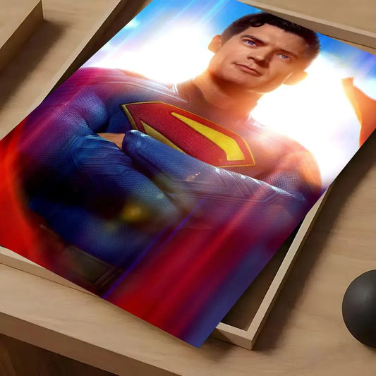 Torse Héroïque Legacy / 15x20cm Poster Superman 2025 – Torse Héroïque Legacy